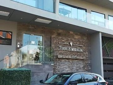 Departamento de lujo en Villas de Irapuato. Todos los servicios incluidos
