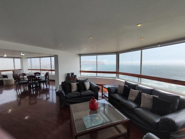 Departamento de lujo en Malecon de la Reserva 275