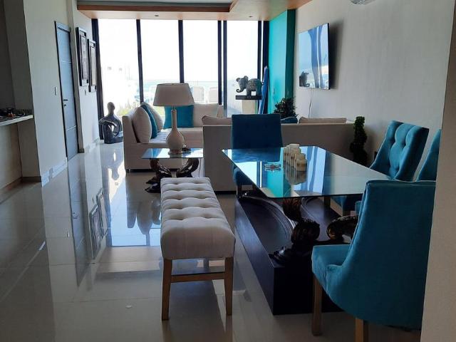 DEPARTAMENTO DE LUJO EN RENTA AMUEBLADO EN PLAYAS DEL CONCHAL