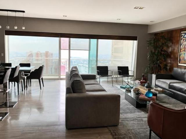 Departamento de lujo Frente a Plaza Santa Fe