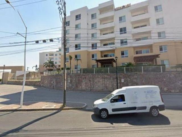 DEPARTAMENTO DE REMATE EN BELLA VISTA MIRADOR QUERETARO, CERCA DE PLAZA CONSTITUYENTES Y CANDILES