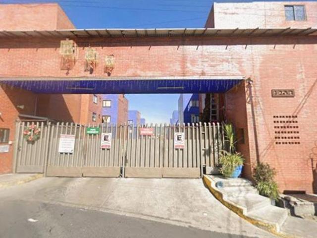 DEPARTAMENTO DE REMATE EN LA ALVARO OBREGON, CERCA DE PLAZA GARDEN SANTA FE