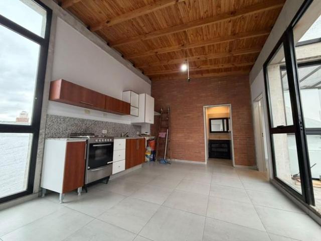 Departamento de tres ambientes primer piso Alquiler en Villa Dominico