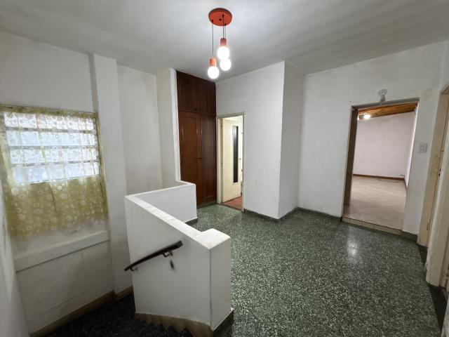 Departamento de Tres Habitaciones en Buena Ubicación