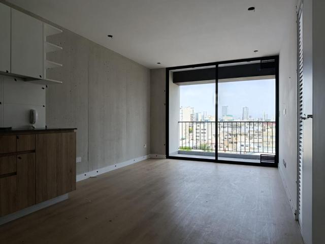 Departamento De Una Habitación, Frente A Parque Castilla Lince