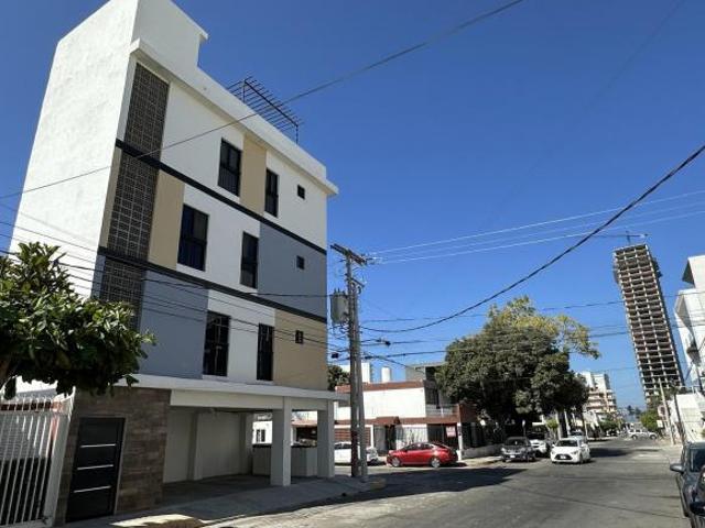 Departamento de una recamara a 4 calles del Malecon