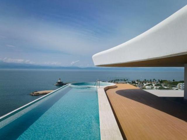 DEPARTAMENTO DE VENTA A PIE DE PLAYA, EN CRYSTAL COVE