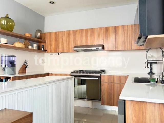 Departamento dúplex de 3 recámaras en venta en Bosque de las Lomas Junto Arcos Bosques