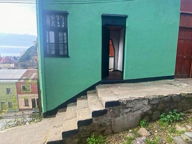 DEPARTAMENTO DUPLEX EN ARRIENDO EN VALPARAISO
