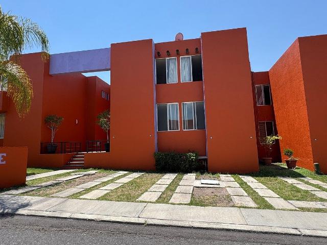Departamento Dúplex en Planta Baja en Renta Camino Real Corregidora