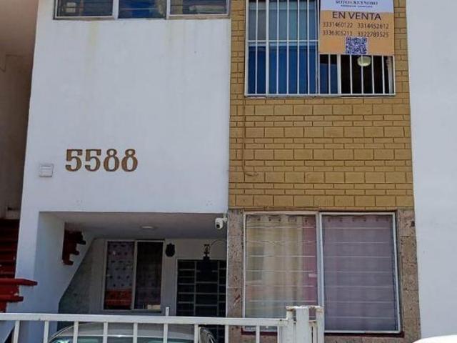 Departamento en Venta Arboledas Zapopan 3 Recámaras Dúplex Planta Alta