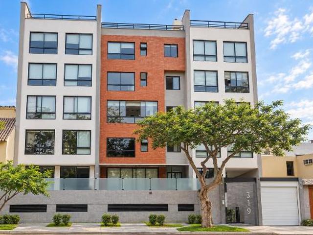 Departamento duplex frente a parque con 3 habitaciones y 118m2 de A.C