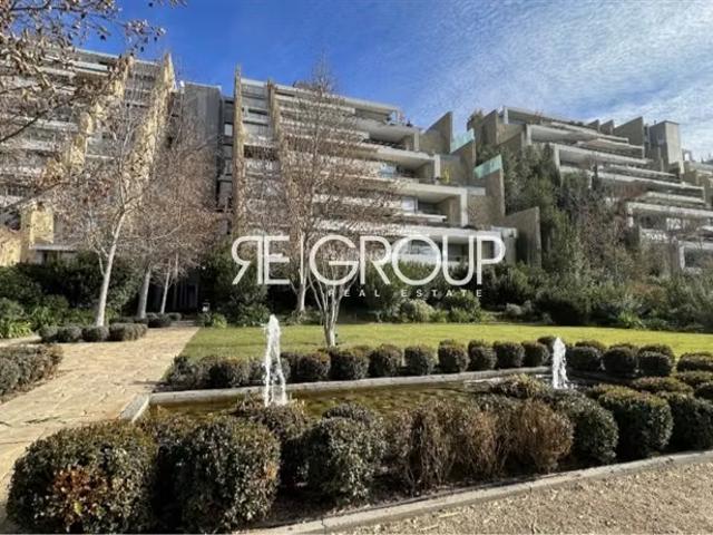Departamento dúplex, piscina, Santa Anita, Lo Barnechea | 3 dormitorios por 58500.00 en Lo Barnechea
