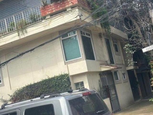 DEPARTAMENTO DUPLEX 4 RECAMARAS 1 ESTUDIO 4 BAÑOS 2 /2BAÑOS 2 AUTOS