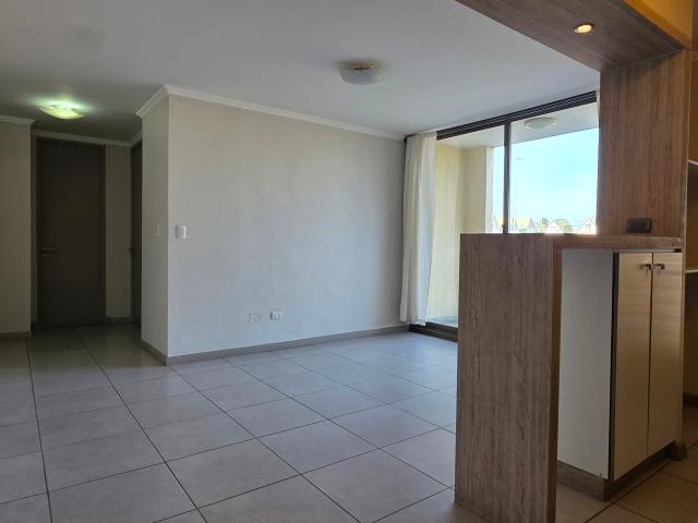 DEPARTAMENTO EN 4° PISO, 2 DORMITORIOS, 1 BAÑO Y ESTACIONAMIENTO. GASTOS COMUNES INCLUIDOS