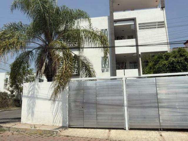Departamento en Colonia San Miguel La Rosa, Angelópolis Detrás Rueda