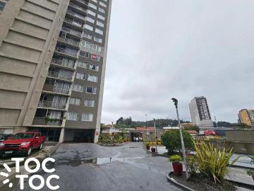 Apartamento en arriendo en Baquedano, Concepción - Estacionamiento