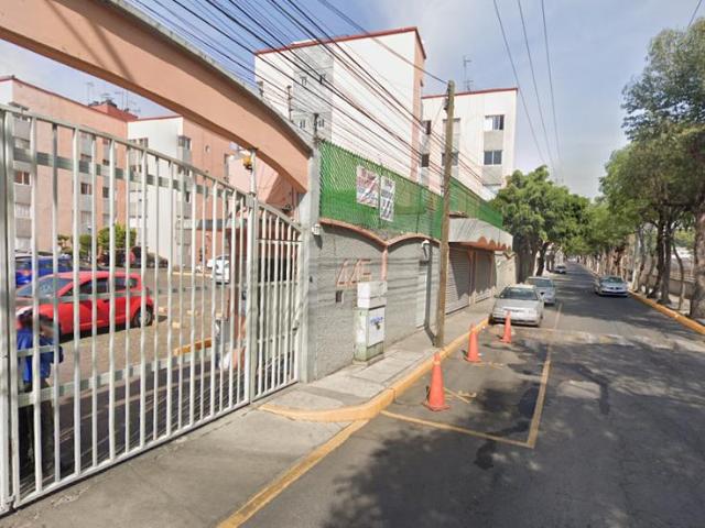 DEPARTAMENTO EN CONDOMINIO