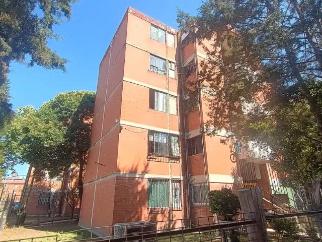 DEPARTAMENTO EN CONDOMINIO