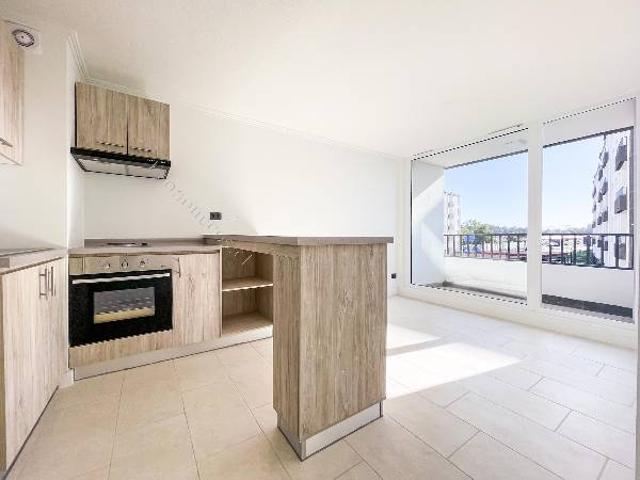 Departamento en condominio Jardines de Avellaneda, en LA