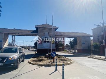 Apartamento en venta en El Lingue, La Serena - Estacionamiento