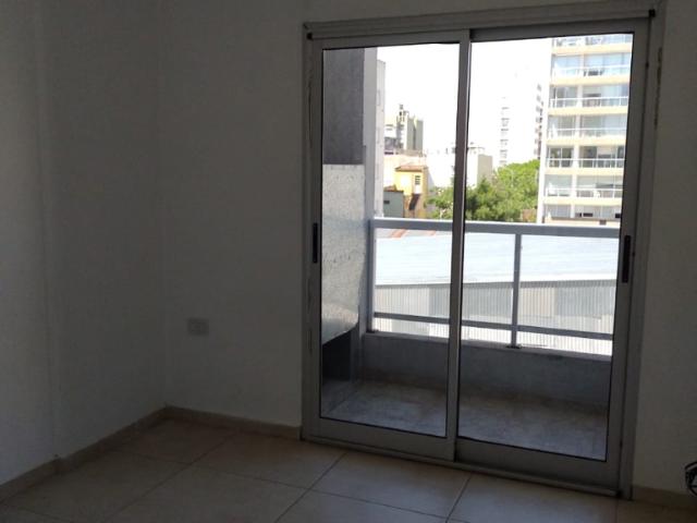 Departamento En Calle 17 633, La Plata, Argentina
