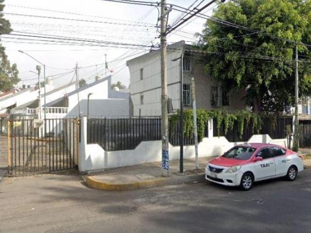 DEPARTAMENTO EN CALLE CARACOL IZTACALCO, CERCA DE PLAZA CENTRAL, REMATE INMOBILIARIO