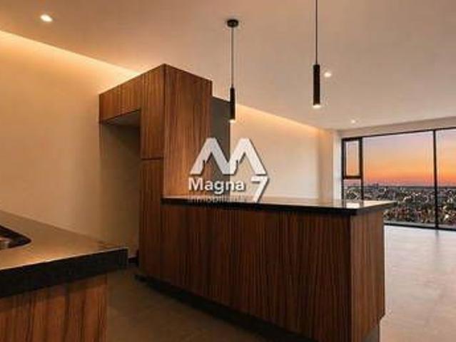 Departamento en Calzada Lázaro Cárdenas, Jardines De Los Arcos, Guadalajara, Región Centro, Jalisco, 44500, México