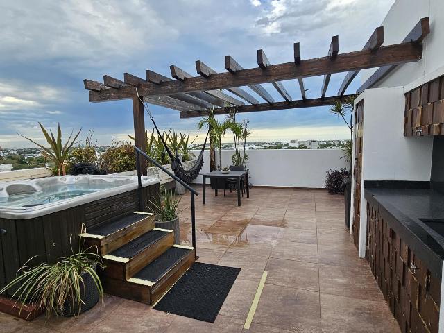Departamento en CancúPenthouse 4 Recámaras en Renta Sosta Residencial, SM4 Cancúnn Centro