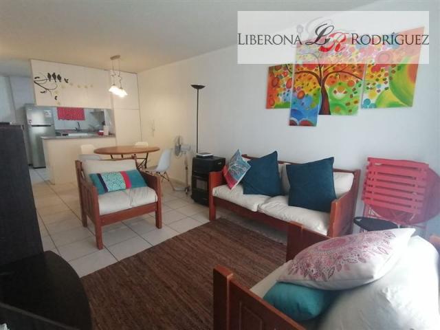 Departamento en Cerro Barón, GG.CC INCLUIDOS