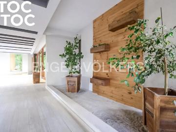 Apartamento en arriendo en Avenida Cerro Paranal - Estacionamiento