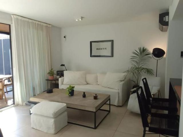 Departamento en Acas. Vias/Libert
