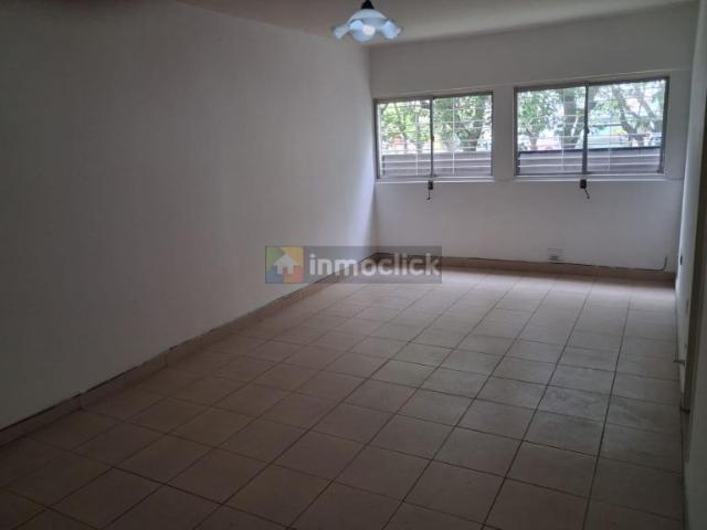 Departamento en Adolfo Calle y Houssay