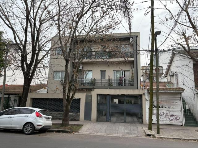 Departamento en Adrogue contrafrente