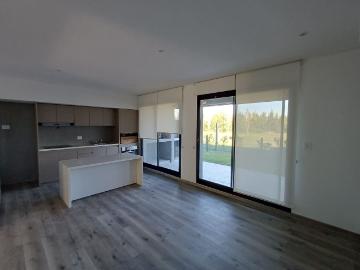 Departamento en alquiler 3 ambientes con jardin en Nordelta