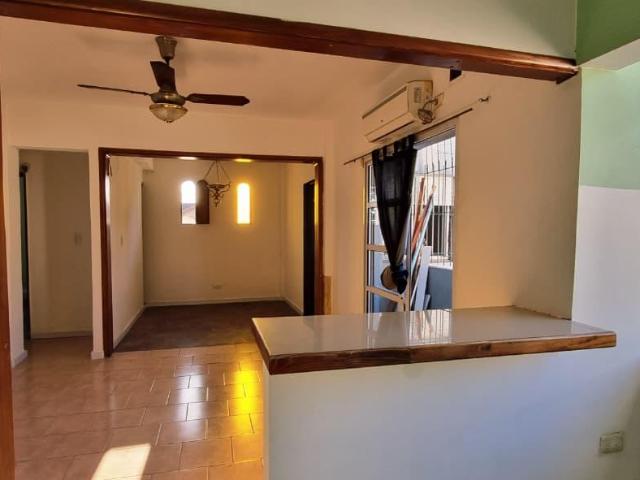 DEPARTAMENTO EN ALQUILER 3 AMBIENTES EN EXCELENTE UBICACION!