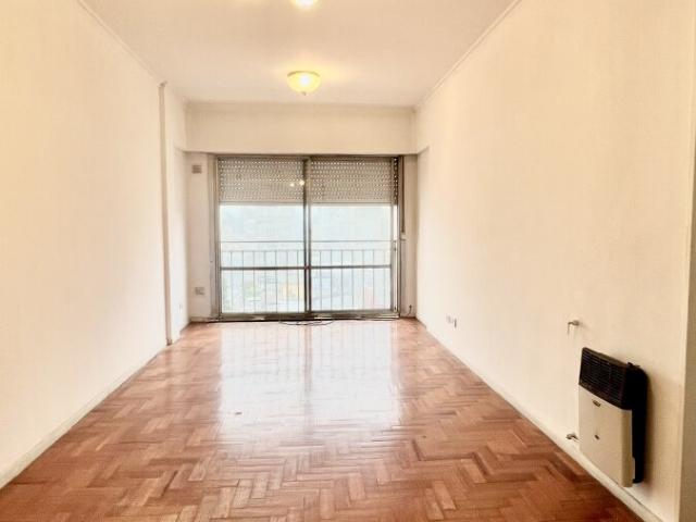 Departamento en Alquiler – 3 Ambientes en Quilmes Centro