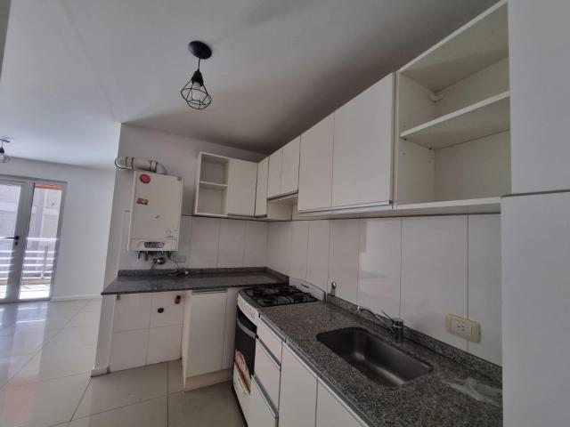 Departamento en Alquiler | 1 Dormitorio | Nueva Cordoba | Torre de Categoria | Balcon | Radiadores