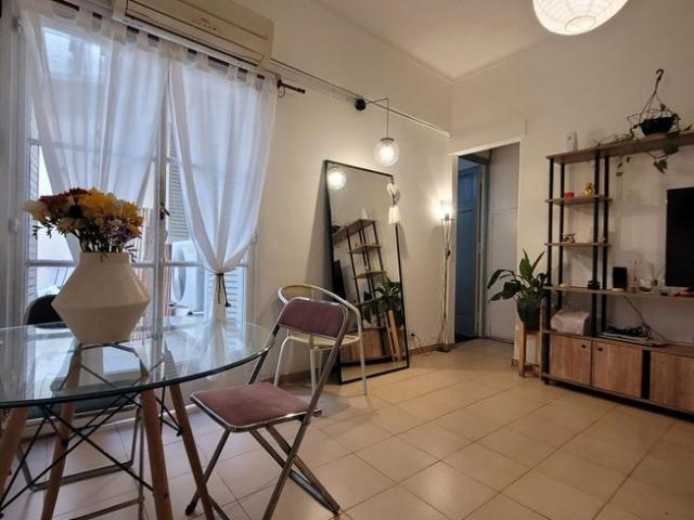 Departamento en alquiler 2 ambientes con patio Saavedra