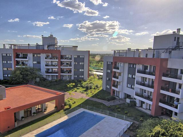 Departamento en Alquiler 2 Dorm + Estudio 2 Baños Vista a las Sierras 3er Piso