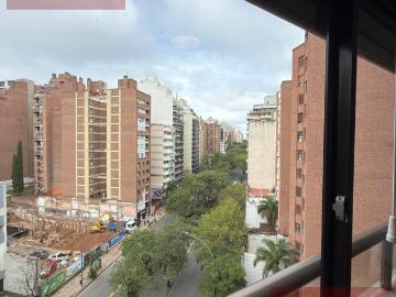 Departamento en alquiler 2 dormitorios en Nueva C?rdoba sobre Chacabuco con balc?n al frente ? 75m?