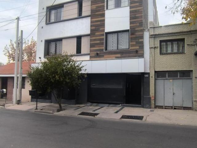 Departamento en Alquiler con 2 cocheras cubiertas, BOMBAL SUR, Godoy Cruz