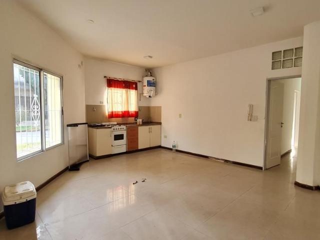Departamento en alquiler Caseros 3 ambientes