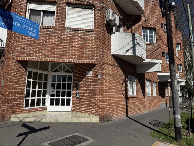 Departamento en alquiler Caseros 3 ambientes