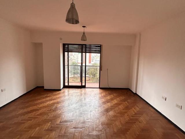 Departamento en alquiler – Centro