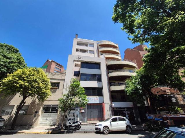 Departamento en ALQUILER Chile 44 5A, Nueva Cordoba, Córdoba 2 dormitorios con balcón y asador!