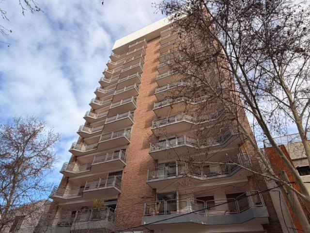 Departamento en alquiler área Centro Oeste 3 ambientes