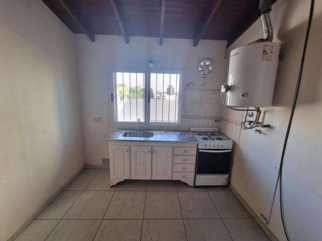 Departamento en alquiler Berazategui Centro 2 ambientes