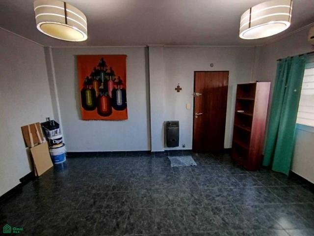 Departamento en alquiler dos dormitorios. Los Hornos