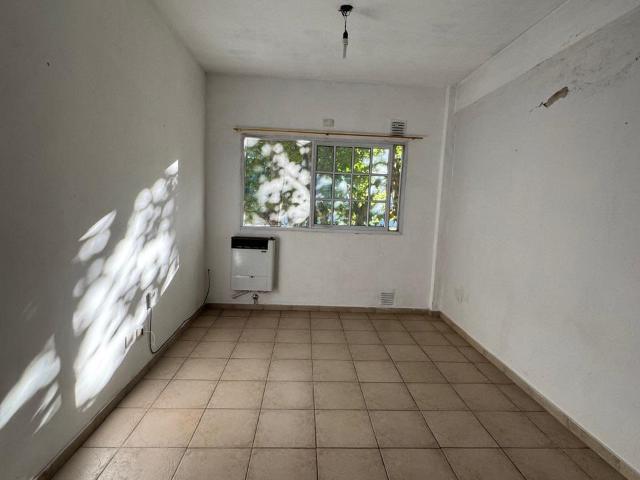 Departamento en alquiler de 1 dormitorio en Monte Grande